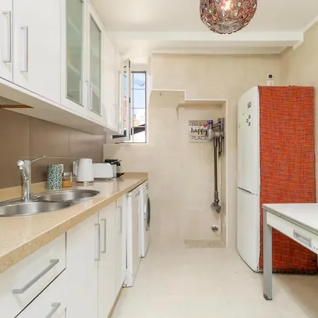 2 Quartos - Casa Tia Alice * ליסבון