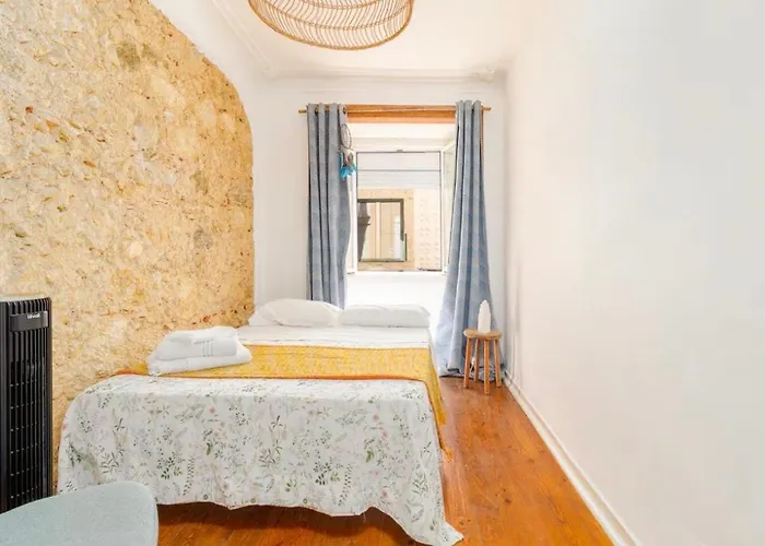 Apartamento 2 Quartos - Casa Tia Alice